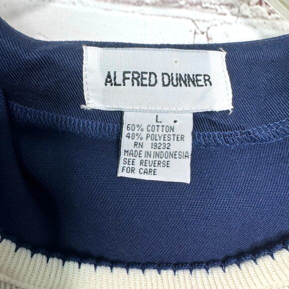 Vintage Alfred Dunner Wms Large Navy Cream SS Embroidered Floral Faux Vest Top - Picture 3 of 11